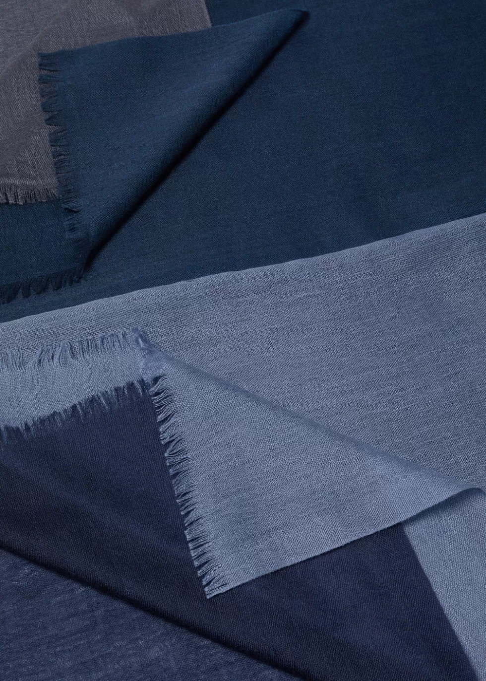 Scarves*Loro Piana Aylit® Nuvola Pure Scarf Ombre Blue/Cornflower Blue/Shadow Slate