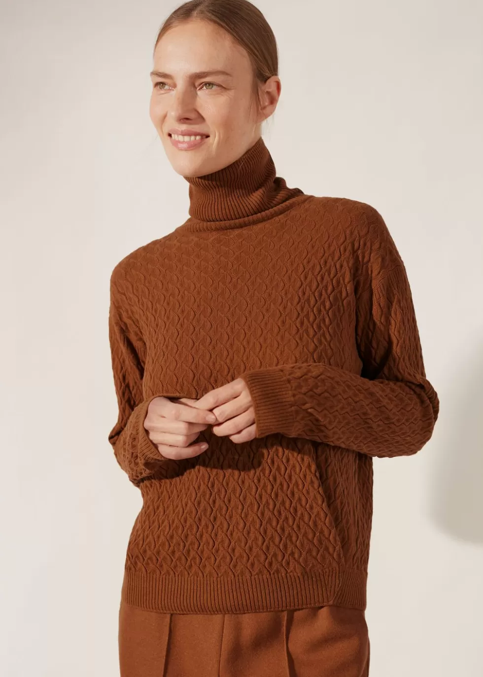 Knitwear*Loro Piana Micro Cables Turtleneck Dark Vicuna