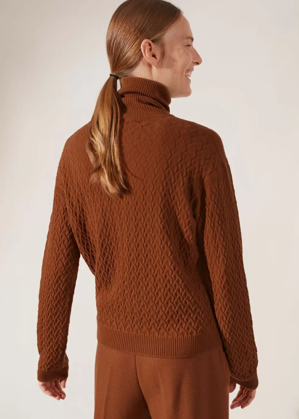 Knitwear*Loro Piana Micro Cables Turtleneck Dark Vicuna