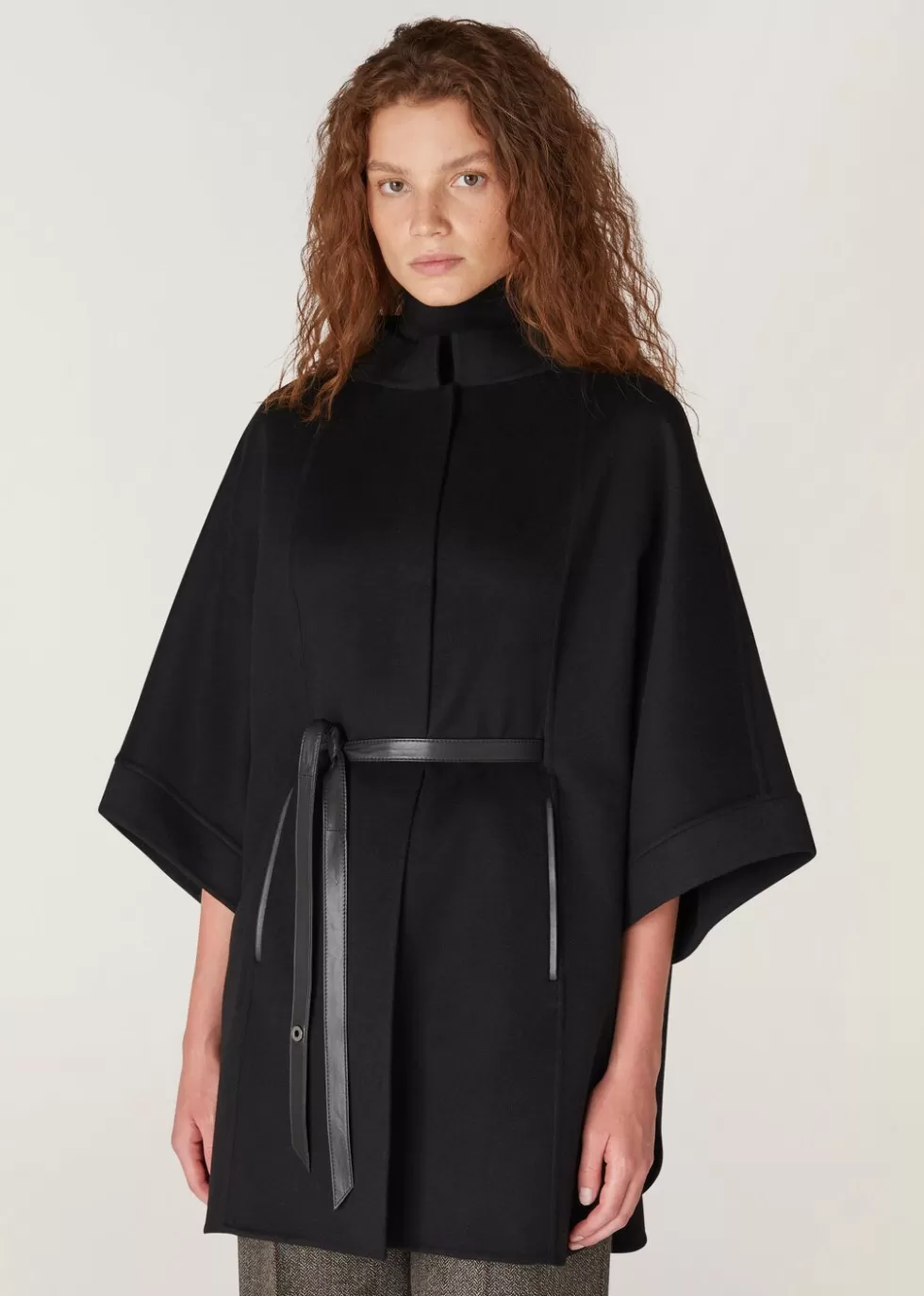 Coats & Capes*Loro Piana Salzburg Cape Black