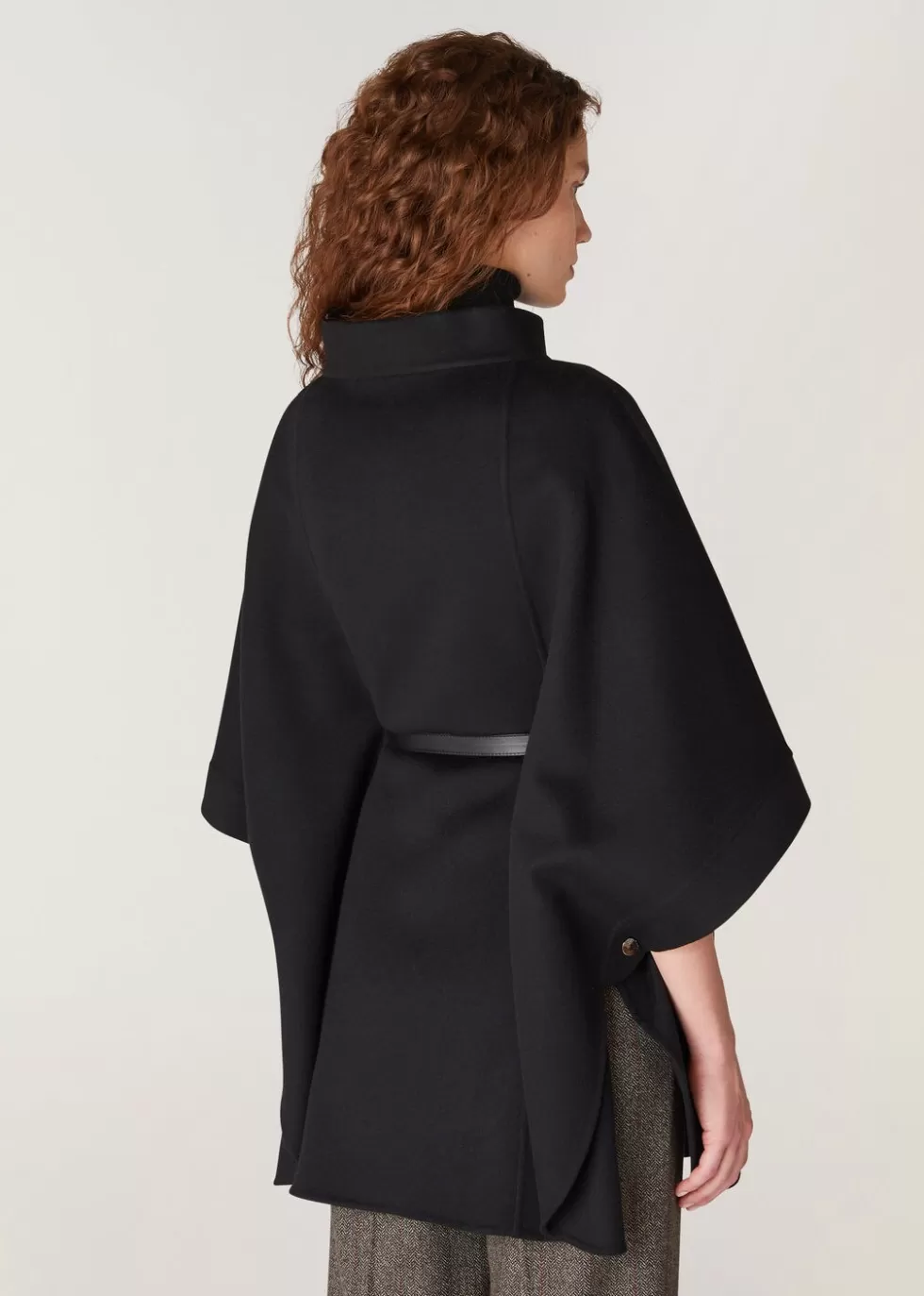 Coats & Capes*Loro Piana Salzburg Cape Black