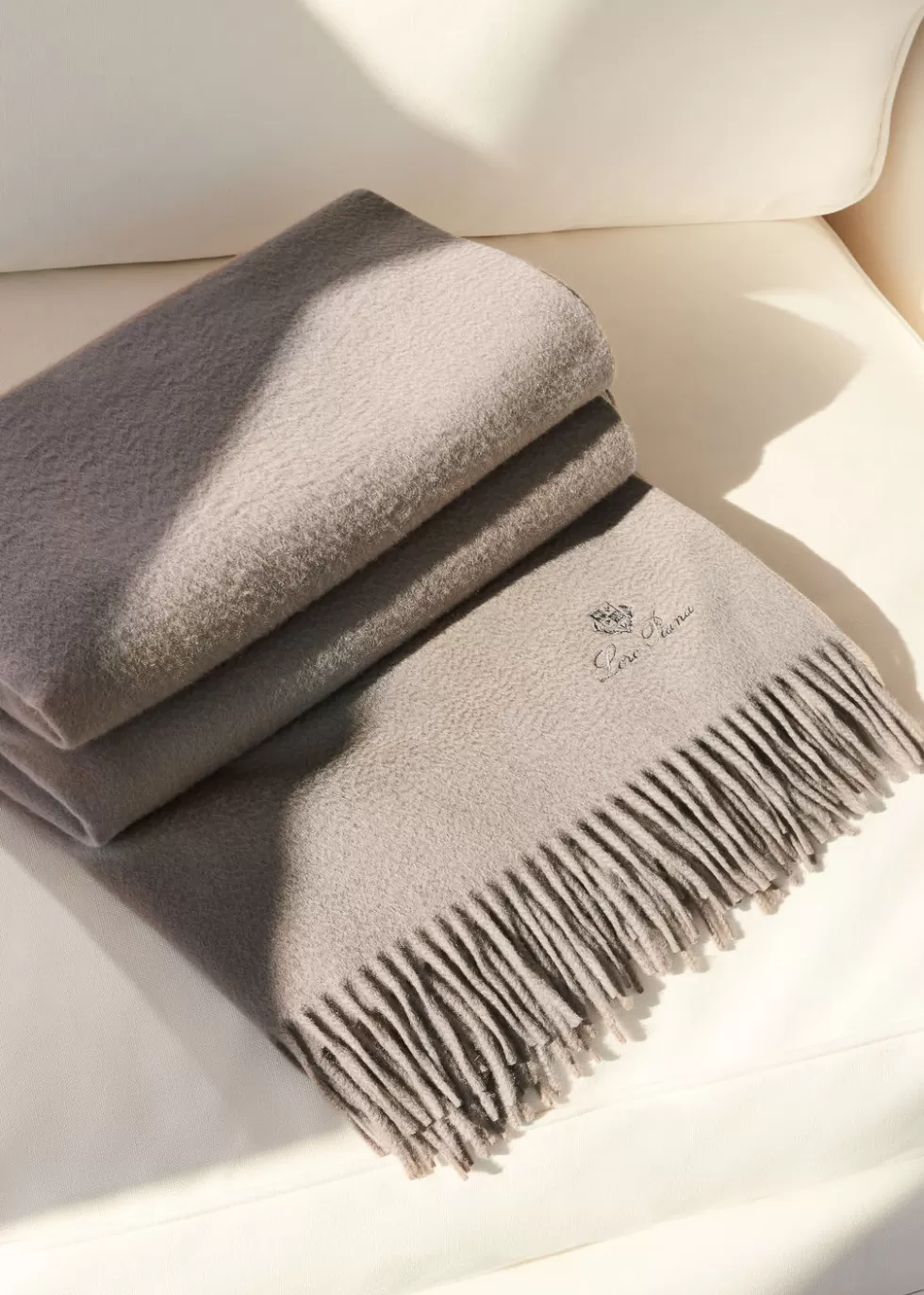 Blankets*Loro Piana Unito Blanket Aluminum