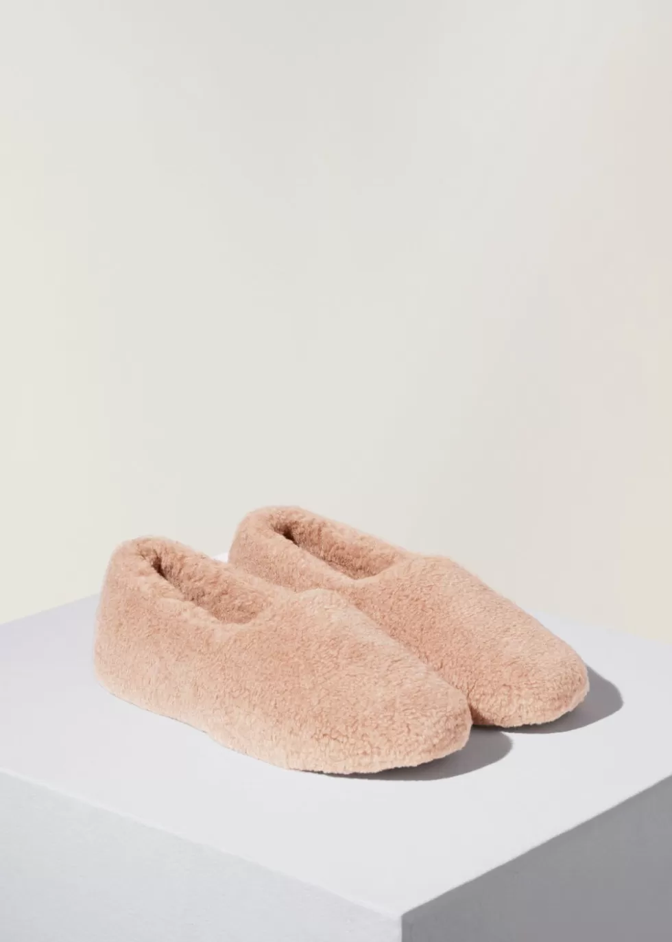 For Her*Loro Piana Wintercozy Cocooning Slippers Candoglia Marble